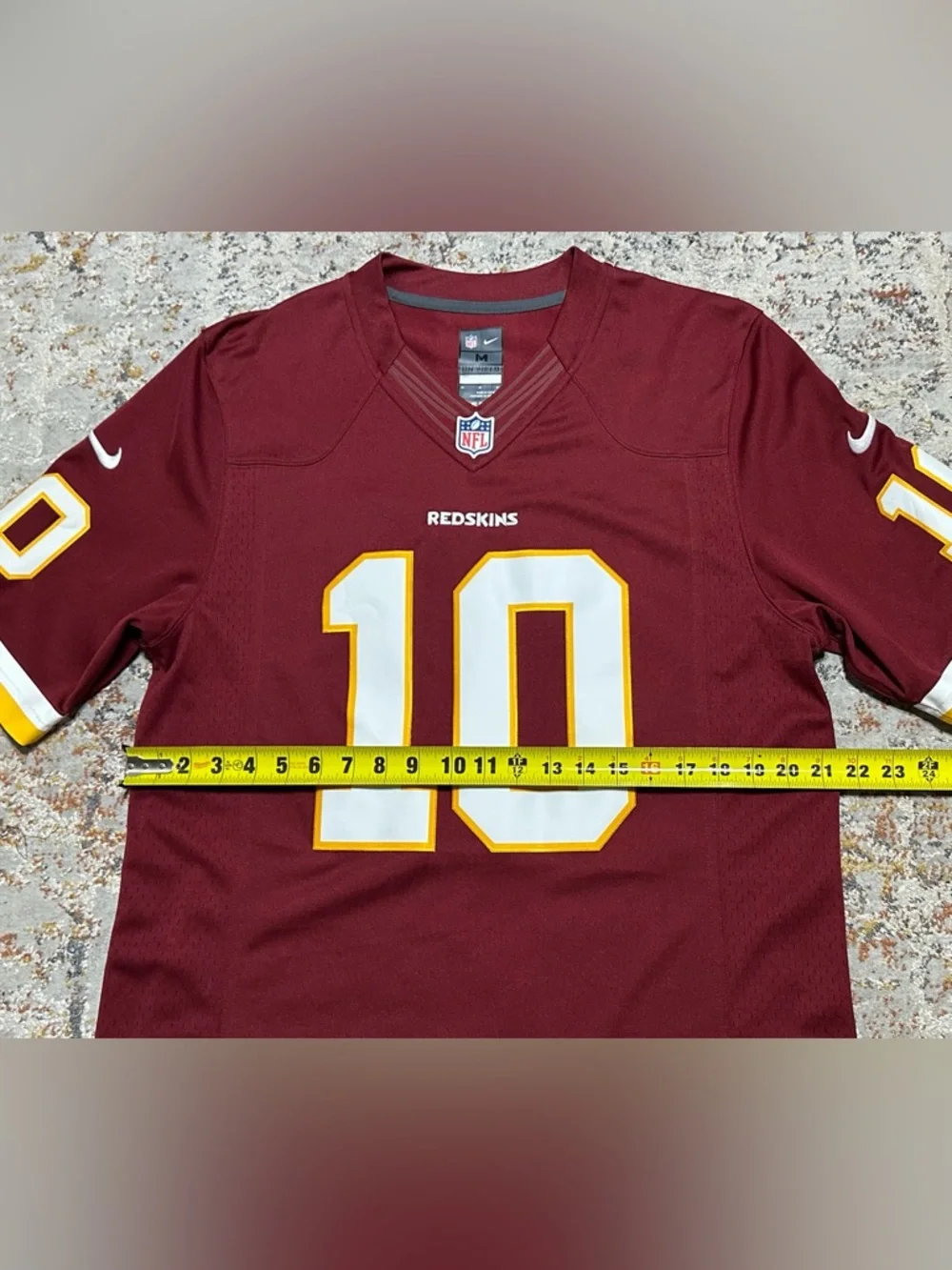 NIKE Washington commanders NFL Onfield Jersey GRIFFIN III #10 size Medium